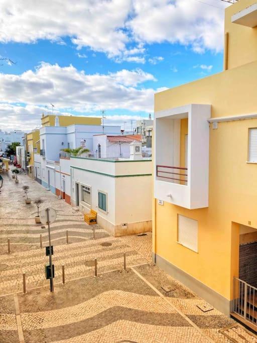 Shiny Apartment In The City Center Fuseta Exterior foto
